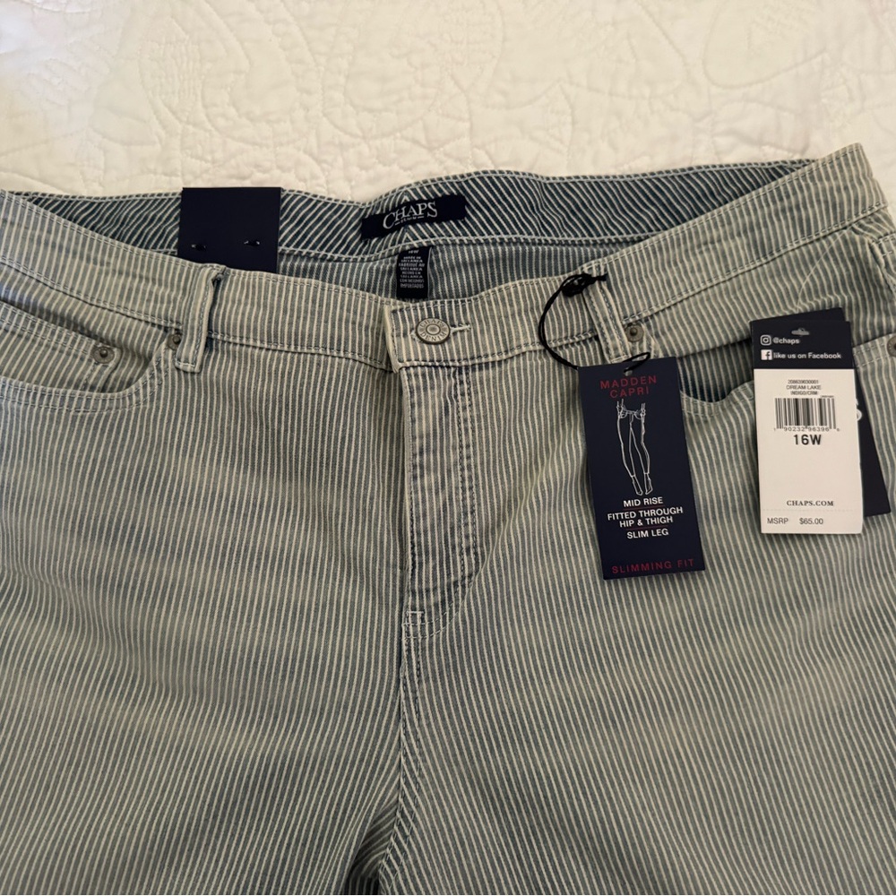 Chaps Light Blue Striped Capri Jeans - Picture 5 of 6
